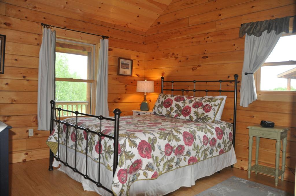 Hotel Muddy Moose à Morrisville Extérieur photo